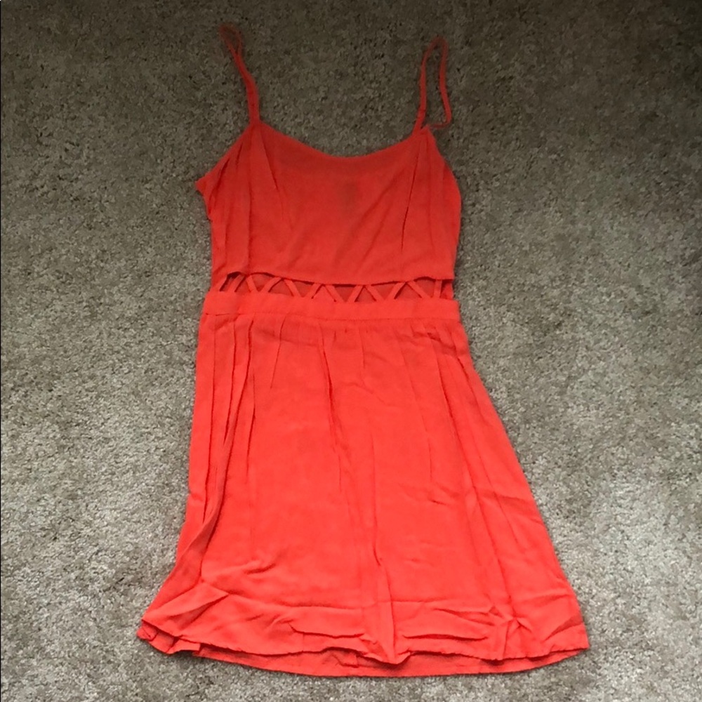 Summer dress with cut-outs
